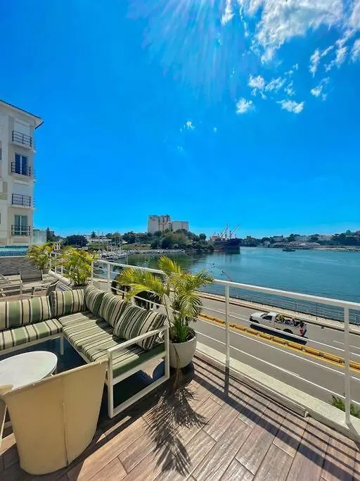 Best Studio, Pool & Gym, River View From Terrace Calero