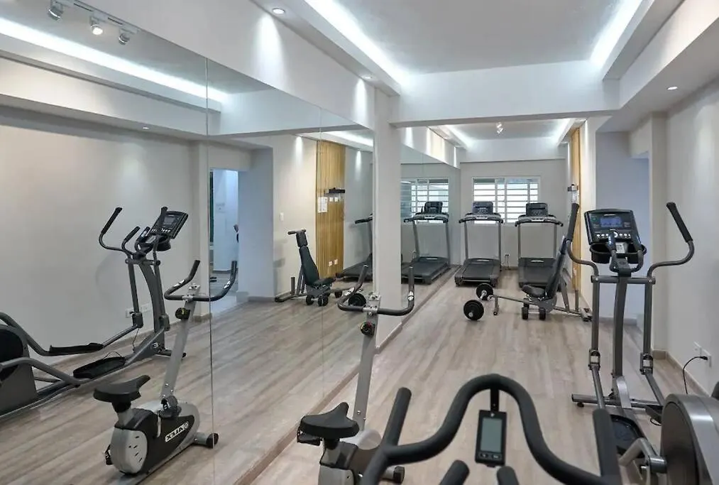 Best Studio, Pool & Gym, River View From Terrace Calero Apartamento